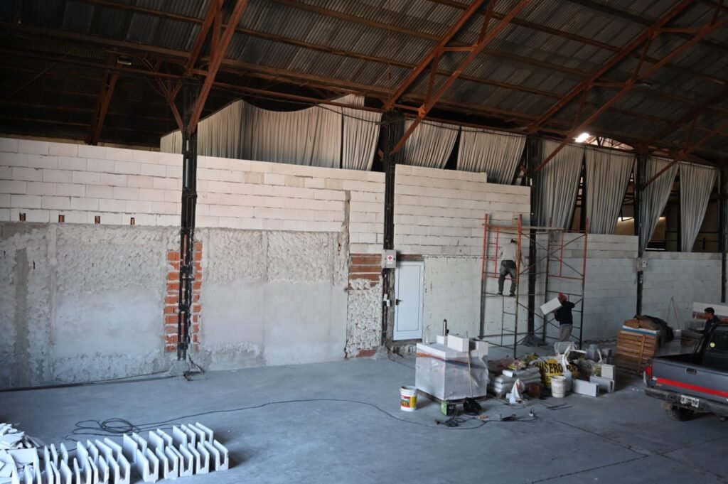 Gualeguaychú: El Municipio pone a punto el Teatro del Puerto